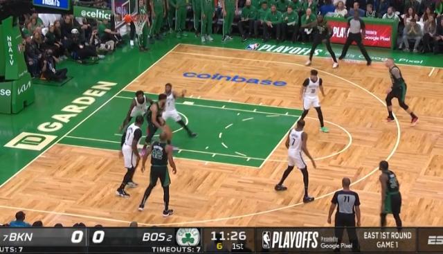 1650359978767059420.png 篮下全是小矮人.png